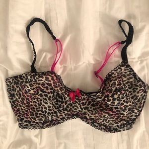 NWOT Betsey Johnson Pink Cheetah Print Bra